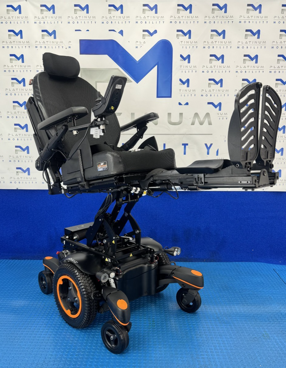 Sunrise Quickie Q700 M – 6mph Riser, Tilt, Electric Recline, leg Rests 2762