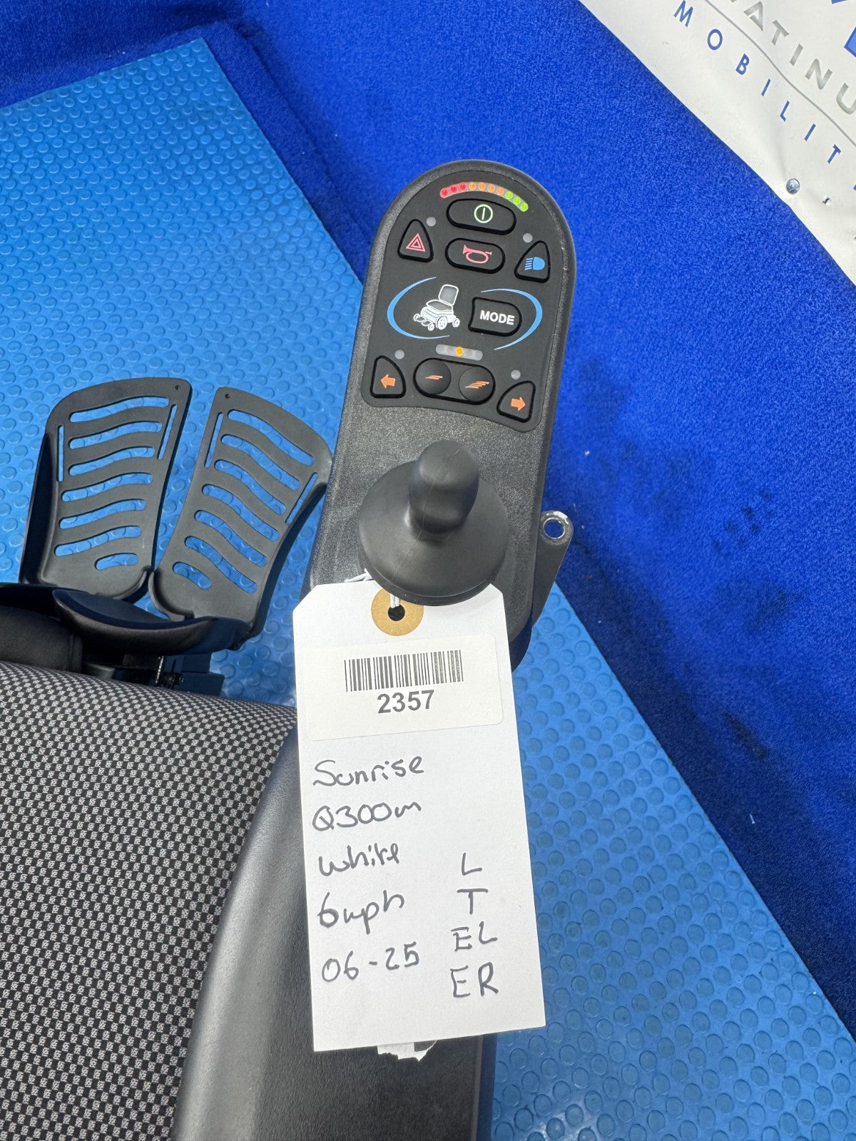 2025 Sunrise Quickie Q300 M Powerchair 6 mph Electric Wheelchair 2357