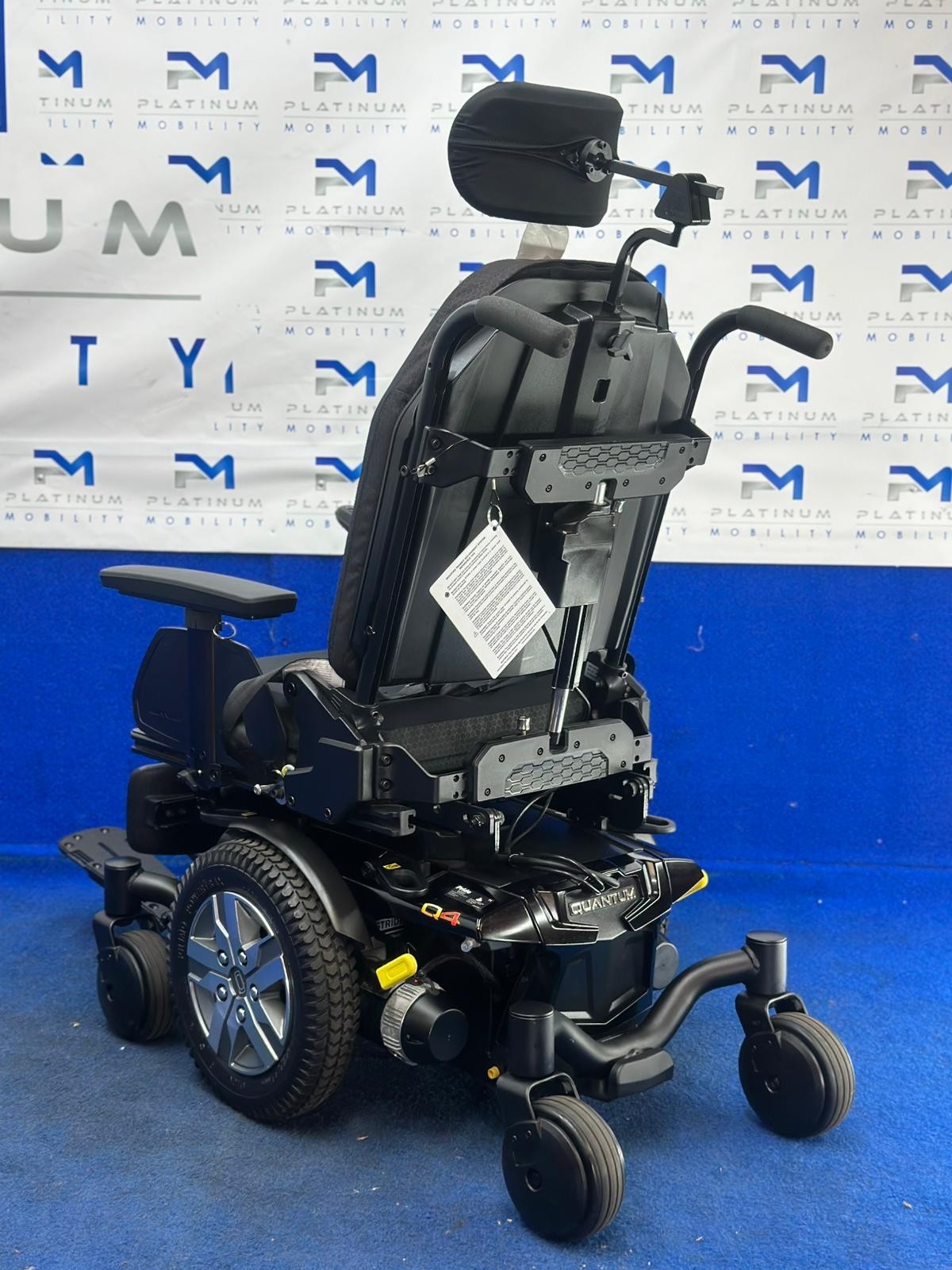 Pride Quantum Q4 Powerchair – 6mph Electric Wheelchair Mobility (1247)