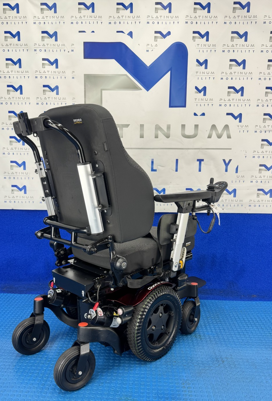 Sunrise Quickie Q300M Powerchair 6 mph Riser, Tilt Electric Wheelchair 2751