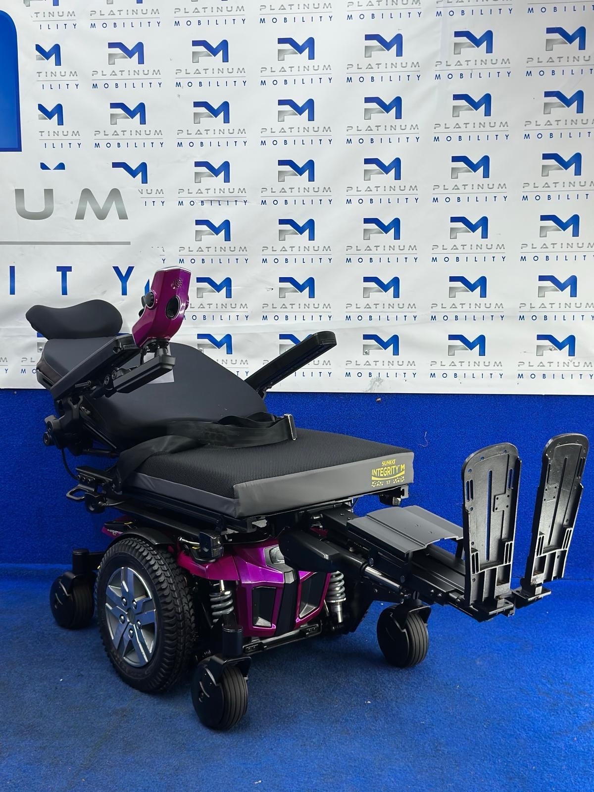 PRIDE QUANTUM Q6 EDGE 2.0 i-LEVEL 6 MPH ELECTRIC MOBILITY POWERCHAIR 1137