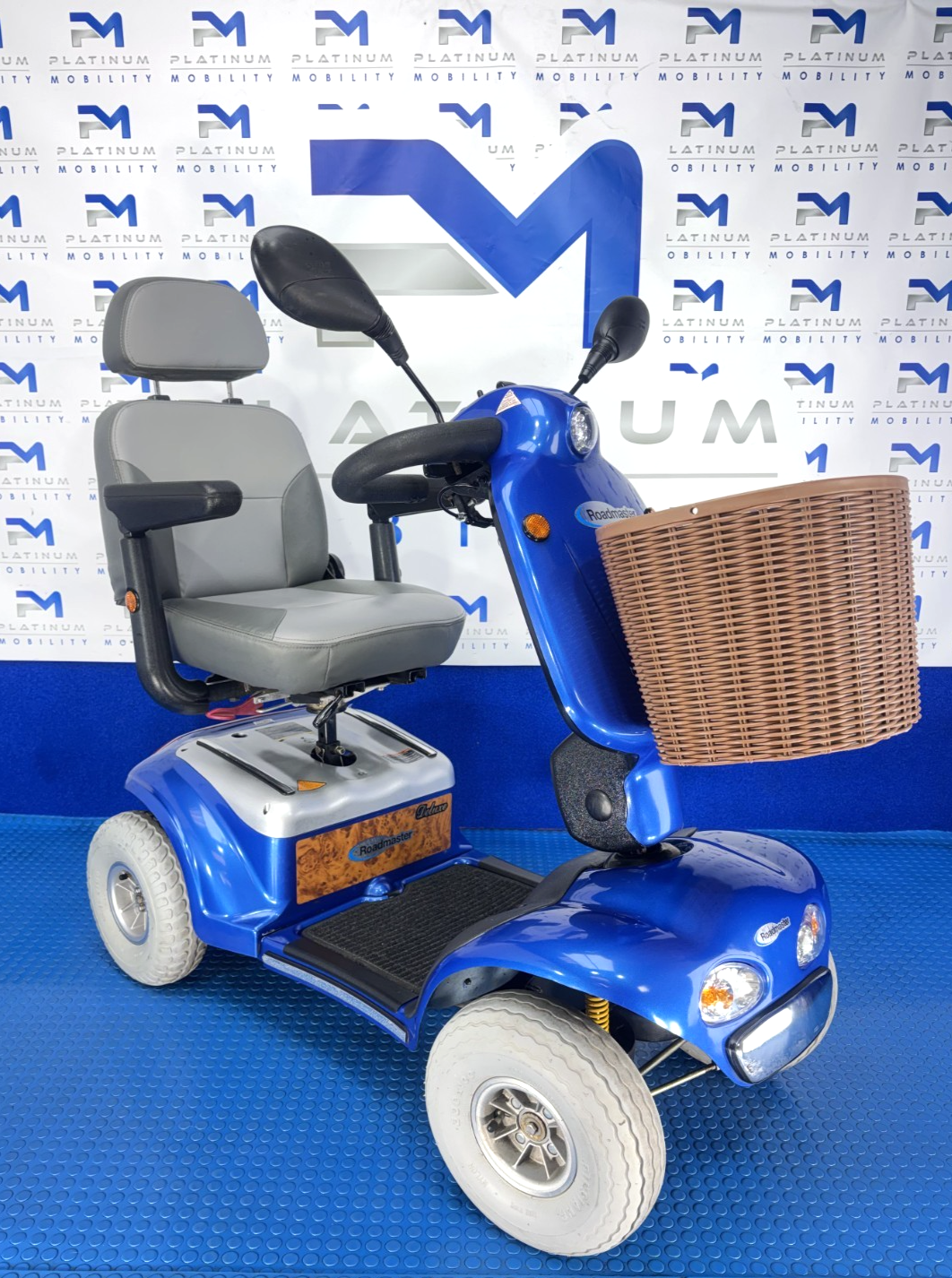 Shoprider Cadiz Mobility Scooter 8MPH Road Legal Free Delivery 4095