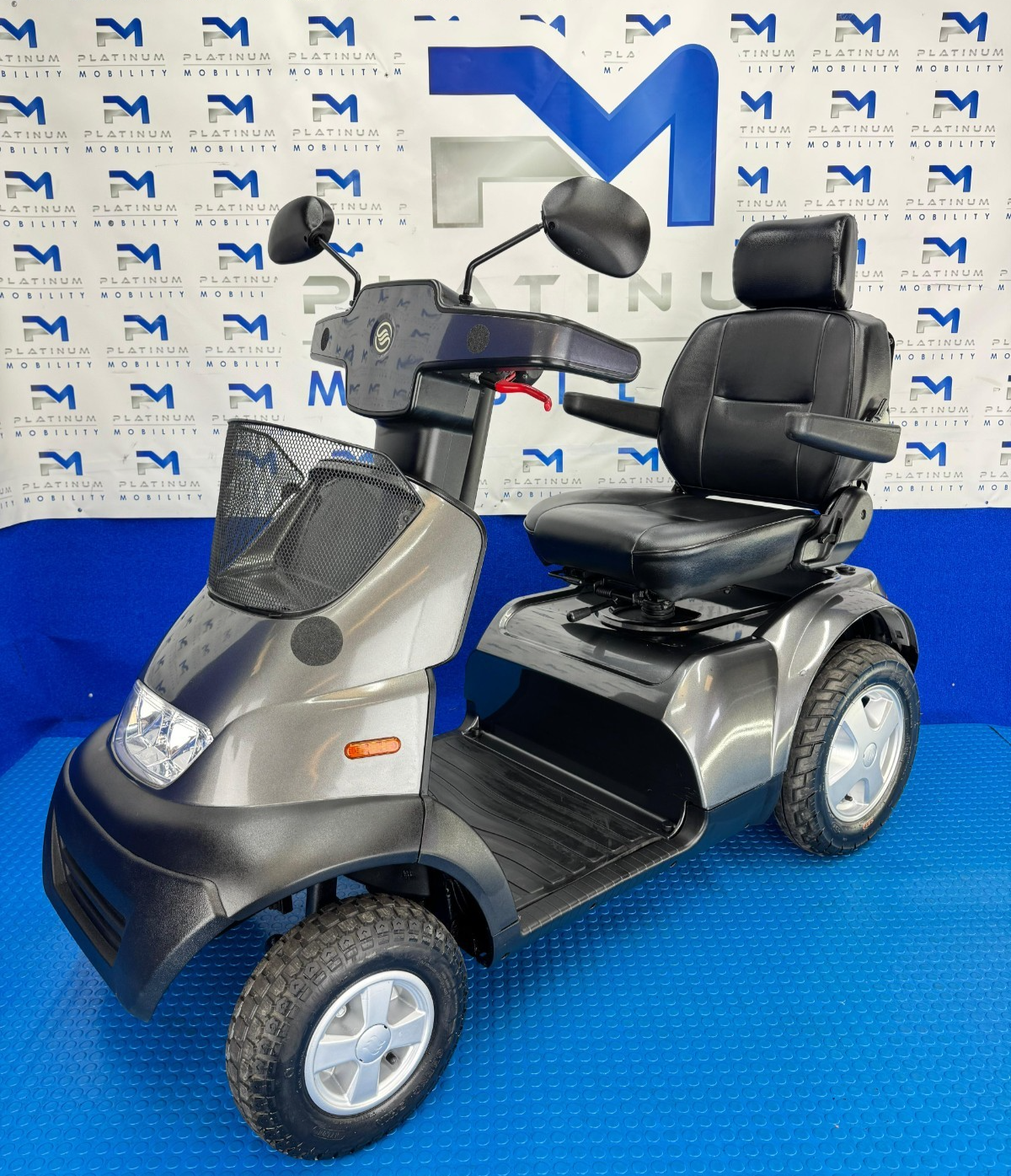 TGA Breeze S4 8MPH All Terrain Mobility Scooter Immaculate Condition 018
