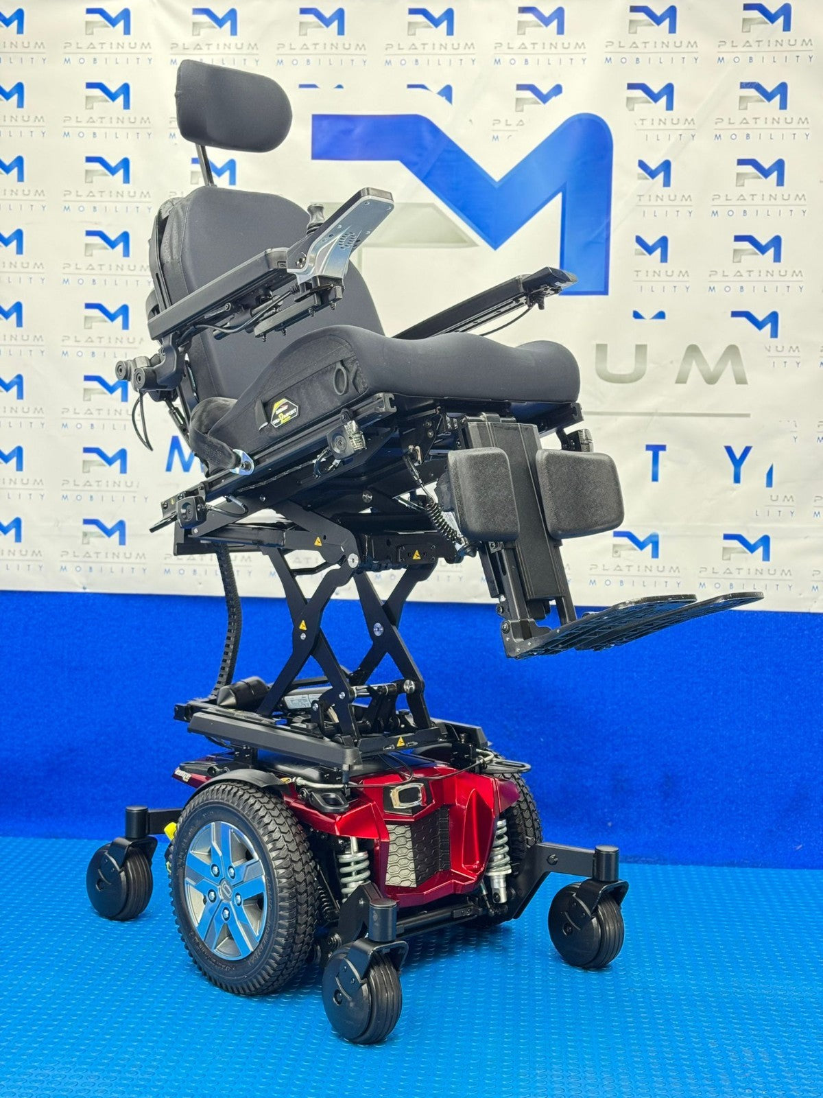 PRIDE QUANTUM Q6 EDGE 2.0 i-LEVEL 6 MPH ELECTRIC MOBILITY POWERCHAIR 1