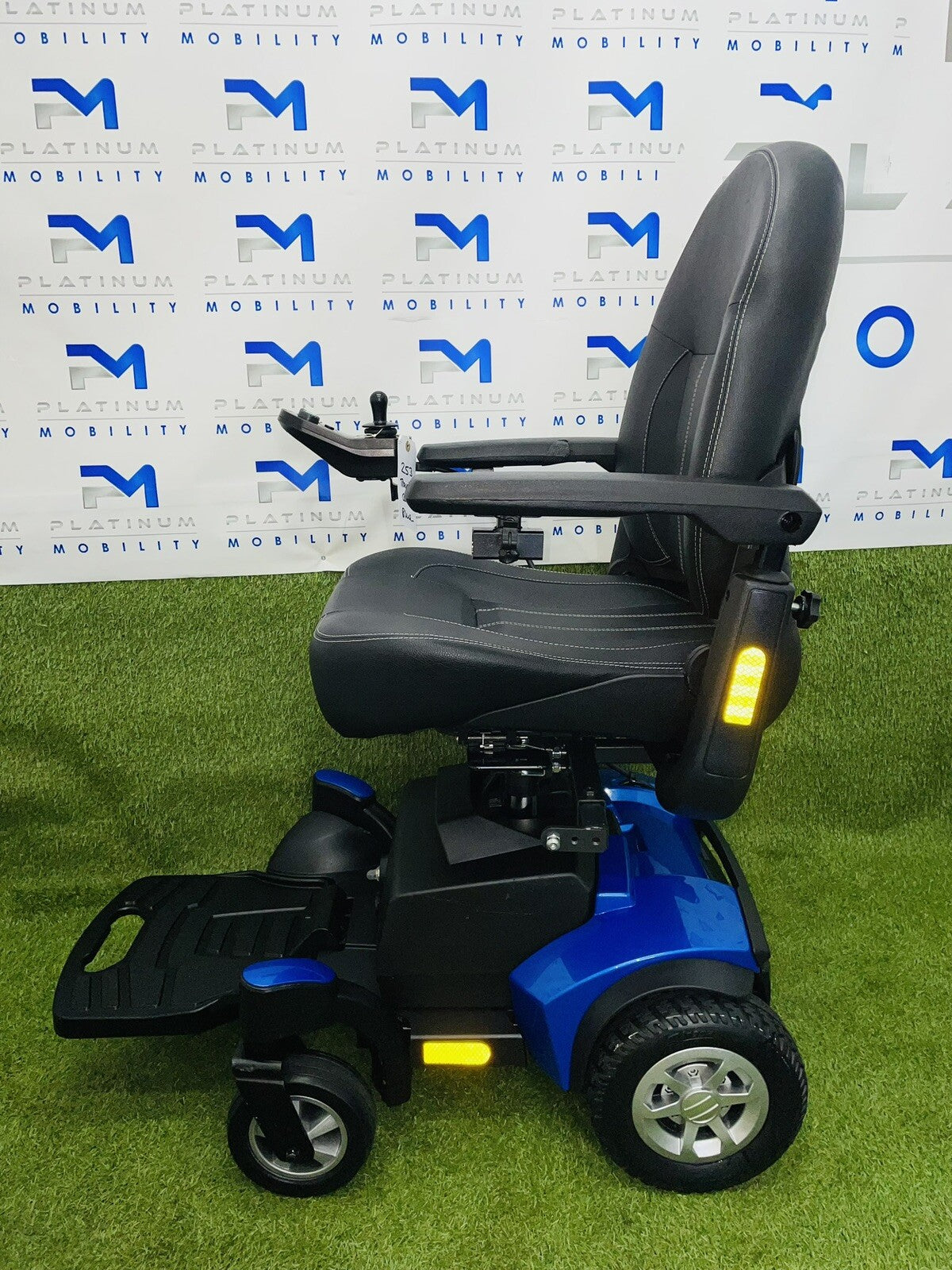 2023 VAN OS QUEST TRANSIT ELECTRIC WHEELCHAIR BOOT FOLDING SCOOTER