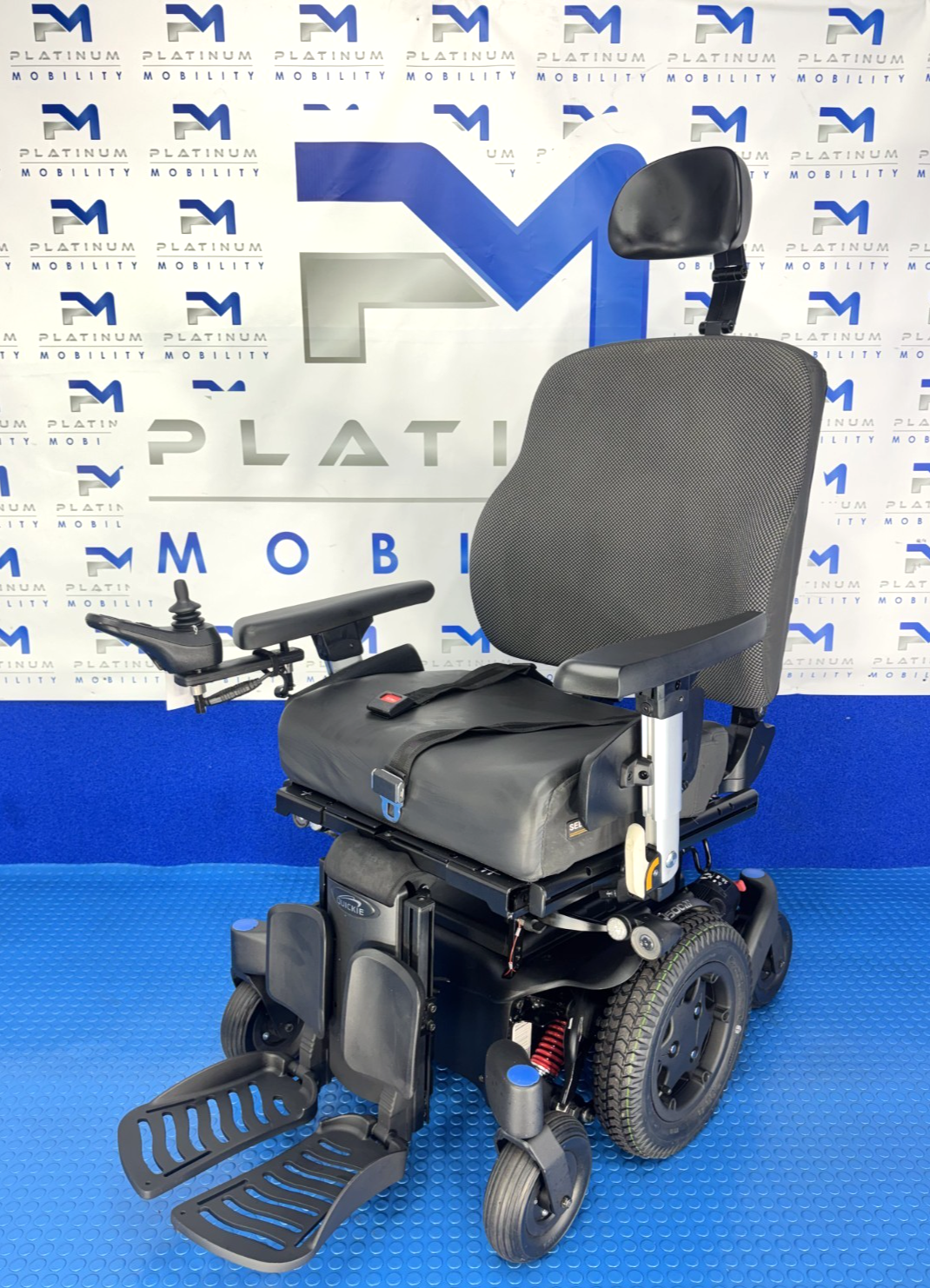 SUNRISE Q500M 6MPH Electric Powerchair ELECTRIC LEGS, RECLINE, RISER, TILT 4012