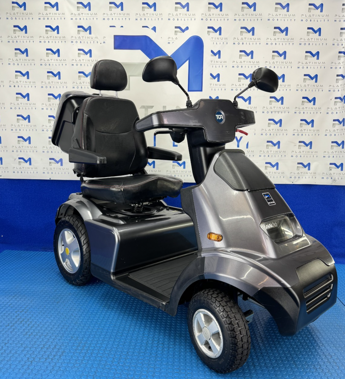 TGA Breeze S4 8MPH All Terrain Mobility Scooter Road Stunning Condition 2325