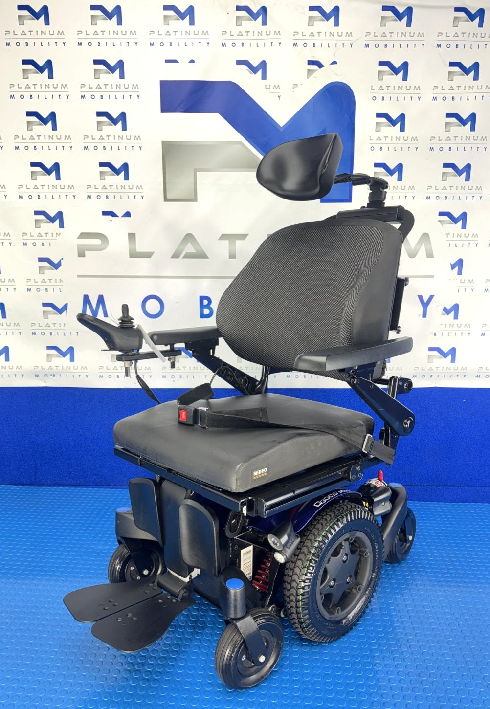Sunrise Quickie Q300M Powerchair 6 mph Riser, Tilt Electric Wheelchair 2684