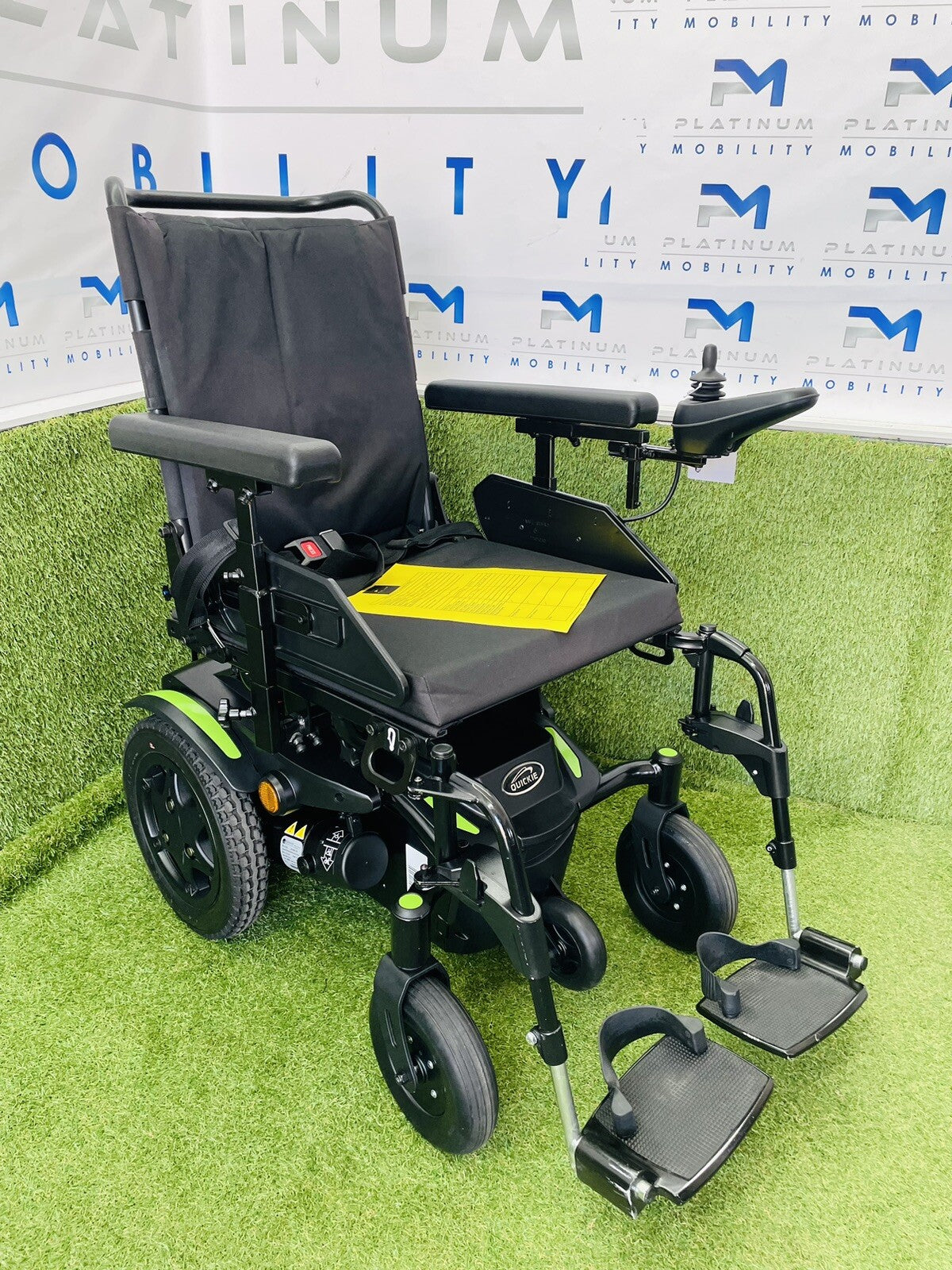 Powerchair Quickie Q100R Compact Indoor Outdoor Sunrise Medical Comfy Mid Wheel