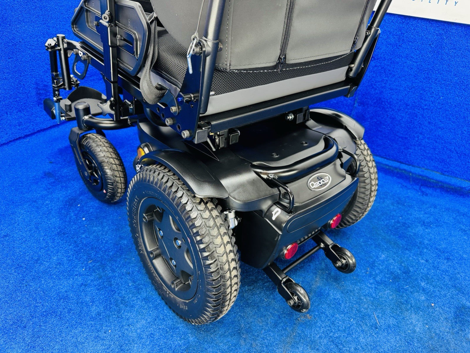 SUNRISE Q200 R RWD 4 MPH ELECTRIC WHEELCHAIR MOBILITY SCOOTER POWERCHAIR 1057