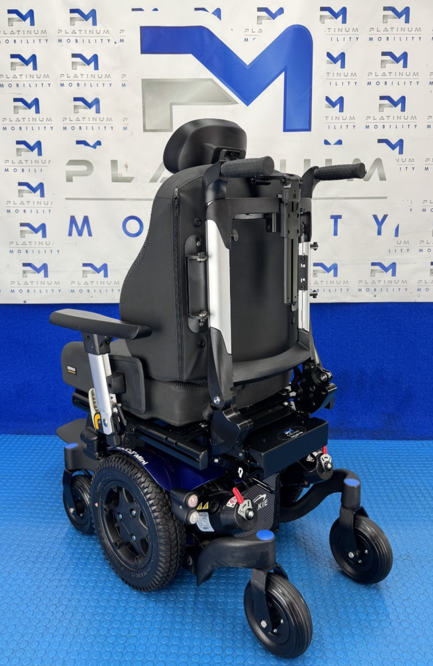 Sunrise Quickie Q300M Mini Powerchair 6 mph Riser Electric Wheelchair 2283