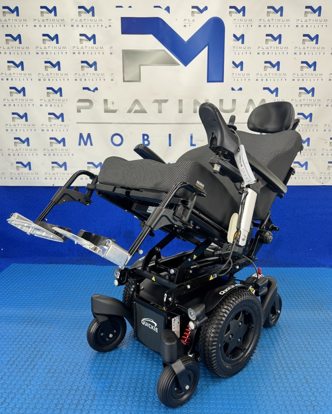 Sunrise Quickie Q300M Mini Powerchair 6 mph Tilt Electric Wheelchair 2319