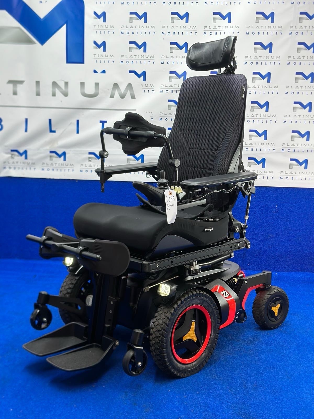 Permobil F5 Standing All Terrain – 6mph Riser Powerchair Electric Wheelchair