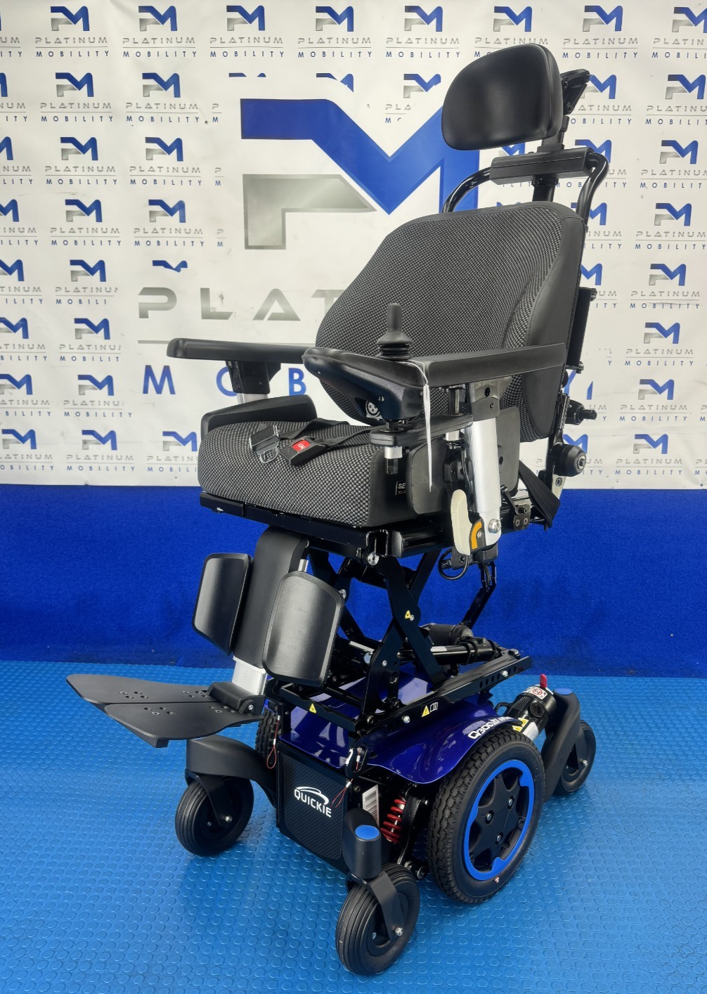 Sunrise Quickie Q300M Powerchair 4 mph Riser, Tilt Electric Wheelchair 2377