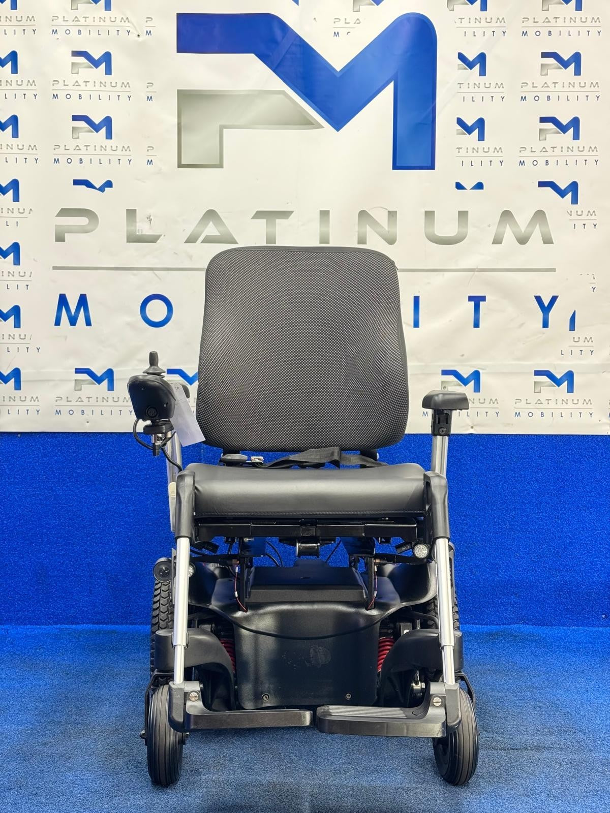 Quickie Q500 M Powerchair – 6mph Riser Electric Wheelchair by Sunrise 1590