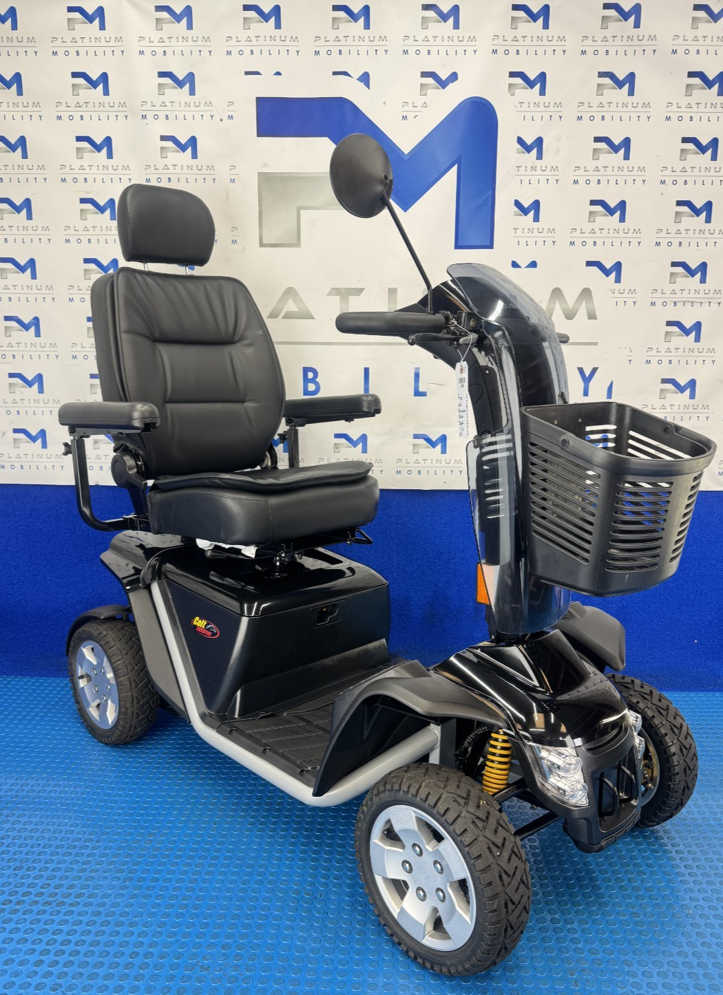 Pride Colt Executive Mobility Scooter New Batteries Pneumatic Tyres 8 Mph 2518