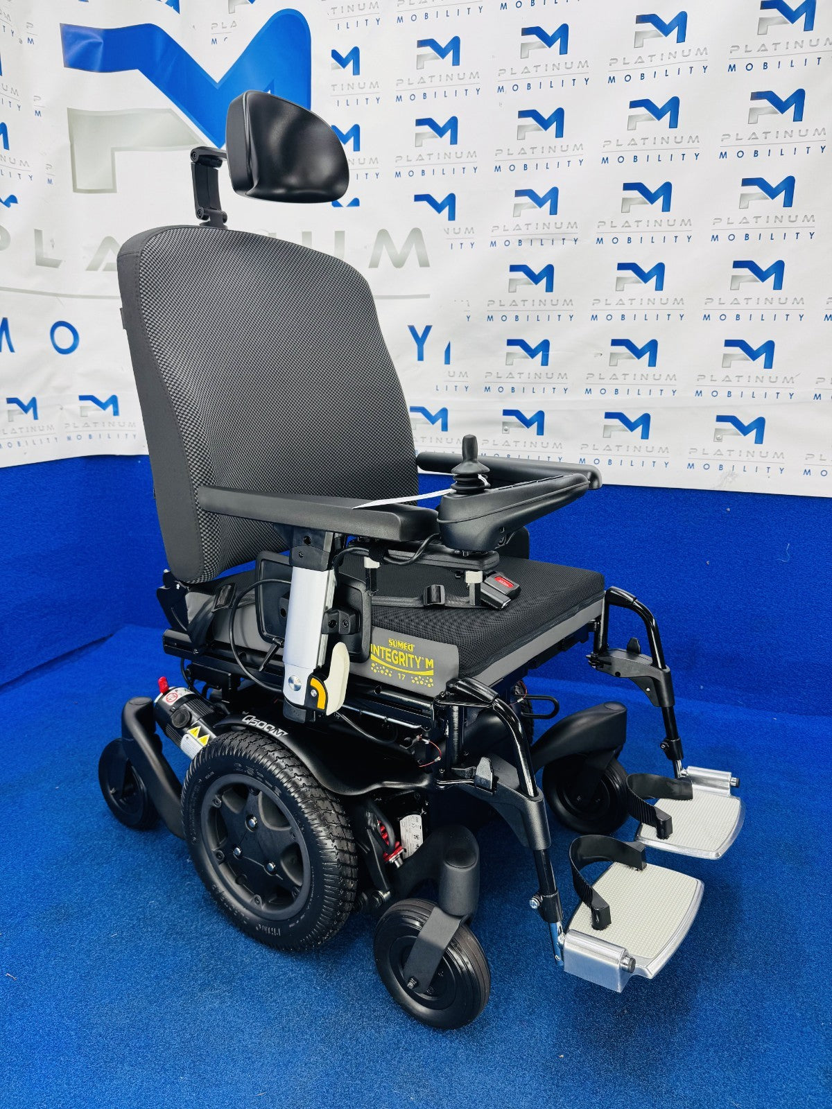 Quickie Q500 M Powerchair – 4mph Tilt Electric Wheelchair by Sunrise (1427)