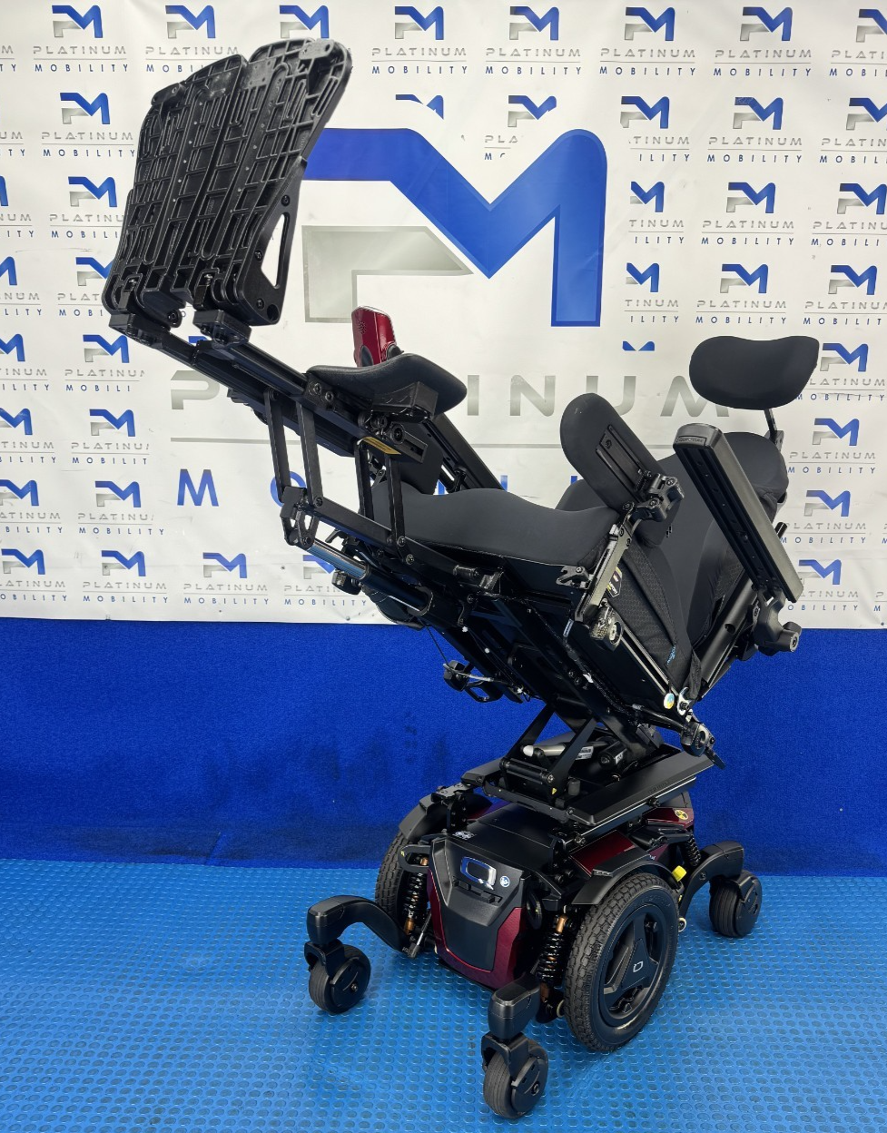 PRIDE QUANTUM EDGE 3 STRETTO 6MPH ELECTRIC POWERCHAIR TILT, RECLINE, LEGS 2508
