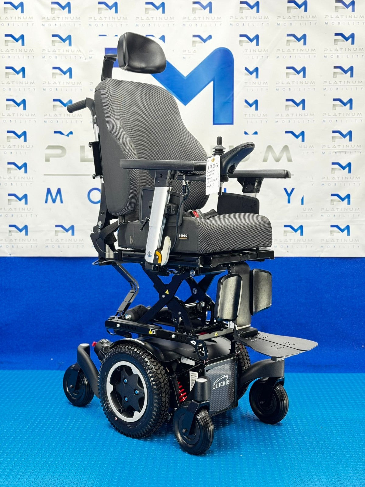 2025 Sunrise Quickie Q300M Mini Powerchair 4mph Riser Electric Wheelchair (1936)