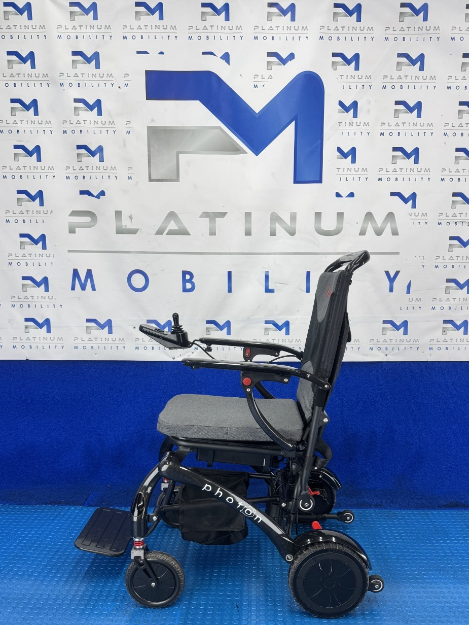 Motion Photon Powerchair Carbon Fibre Ultra Lightweight Powerchair 15.8kg 2564