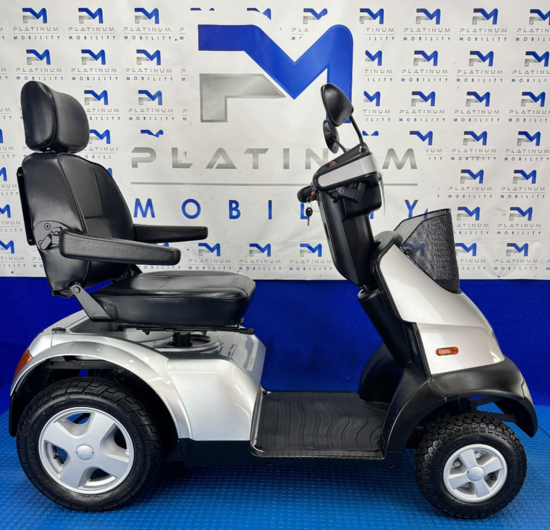 TGA Breeze S4 8MPH All Terrain Mobility Scooter Road Stunning Condition 2106