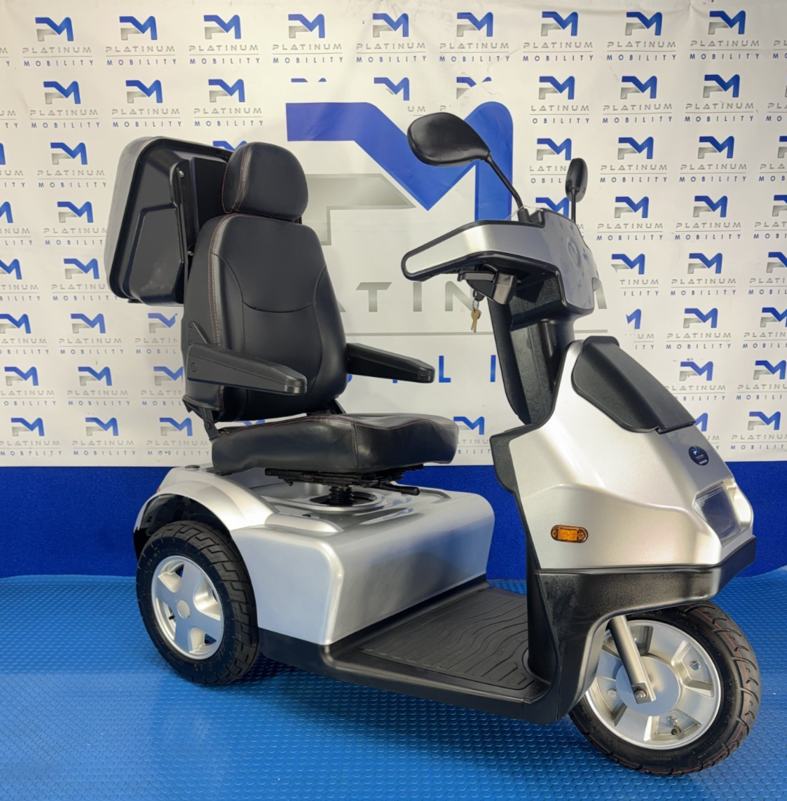 TGA Breeze S3 8MPH LARGE Mobility Scooter All Terrain 1989