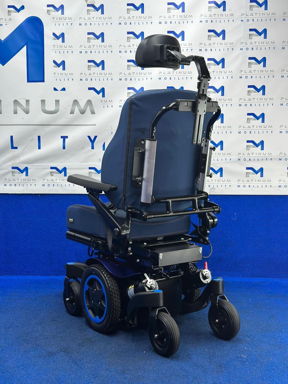 Quickie Q300 M Mini Powerchair 4 mph Riser Electric Wheelchair by Sunrise (1498)