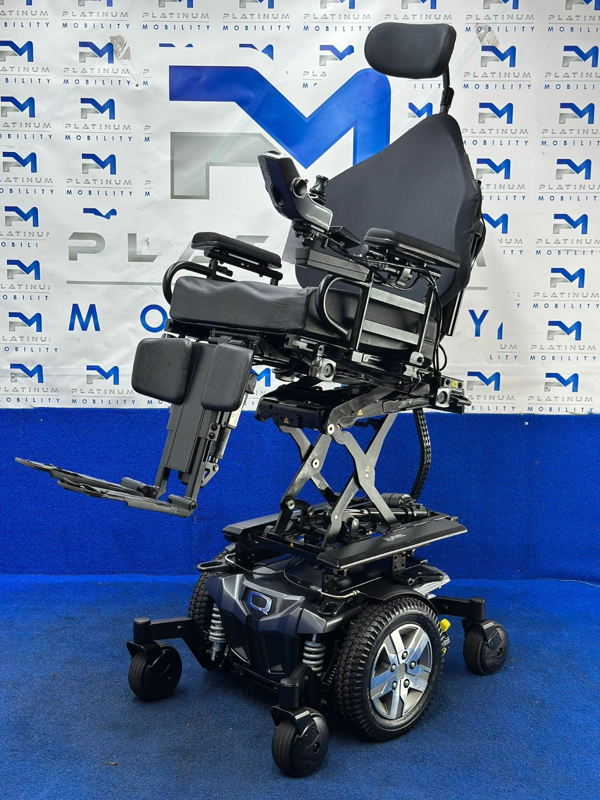 PRIDE QUANTUM Q6 EDGE 2.0 i-LEVEL 6 MPH ELECTRIC MOBILITY POWERCHAIR 1612