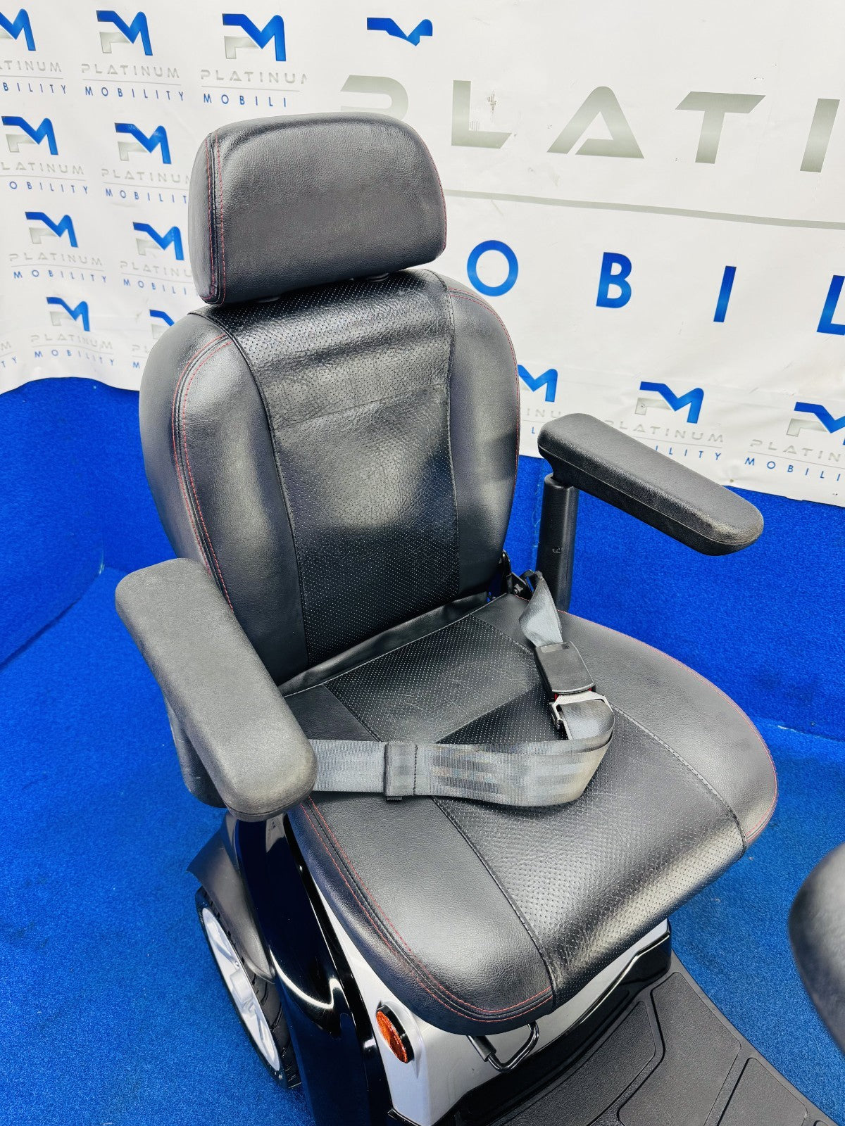 Kymco Agility | Narrow & Agile Mid-Size 8mph Electric Mobility Scooter  1769