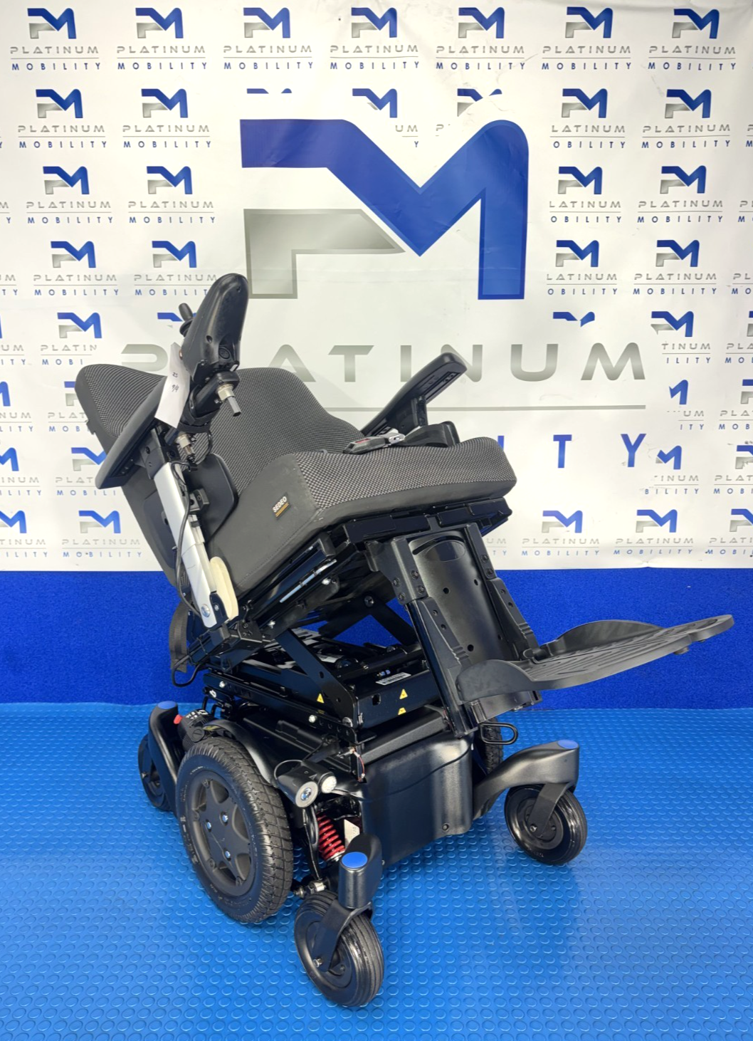 2025 Sunrise Quickie Q500M Powerchair 6mph Riser & Tilt Electric Wheelchair 4017