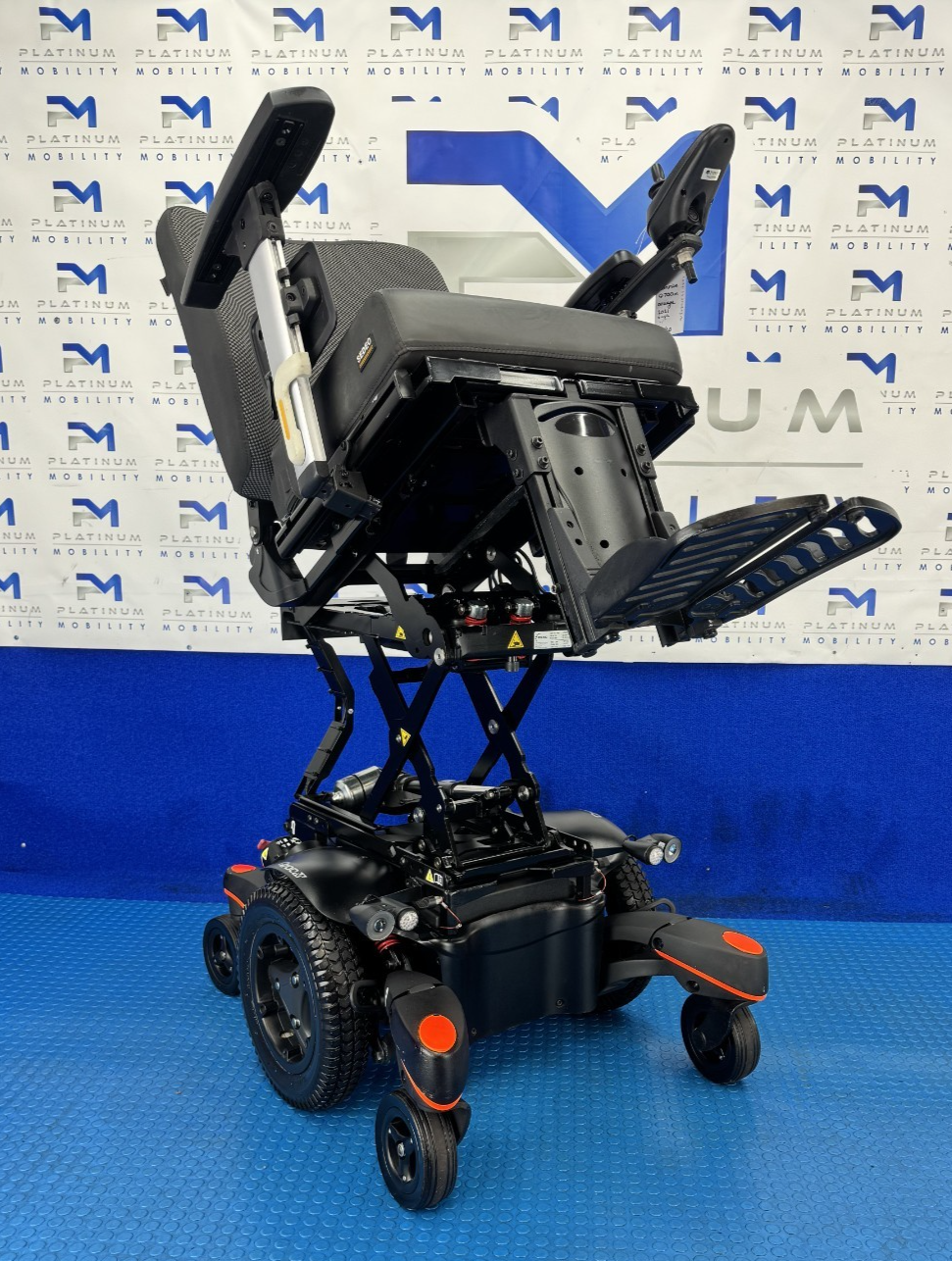 Sunrise Quickie Q700 M Powerchair – 6mph Riser Tilt Electric Wheelchair 2316