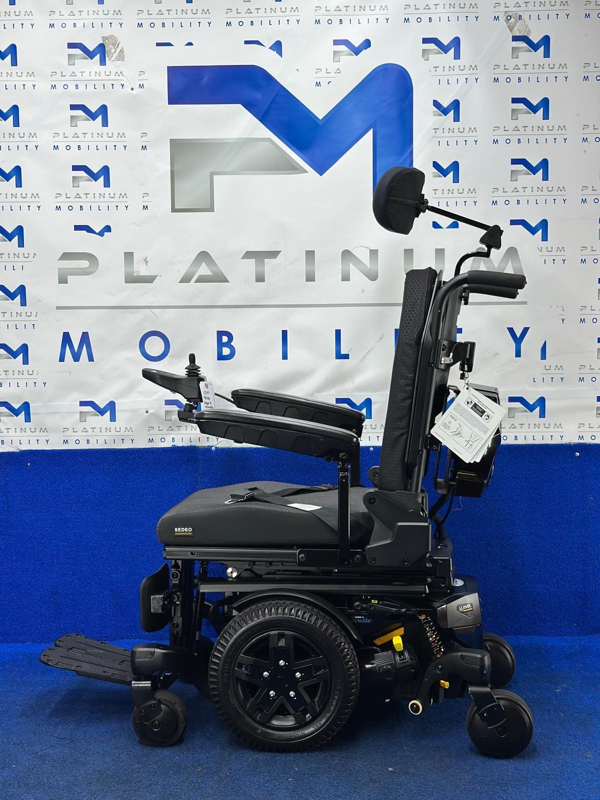 PRIDE QUANTUM EDGE 3 STRETTO 4 MPH ELECTRIC POWER WHEELCHAIR POWERCHAIR 1597