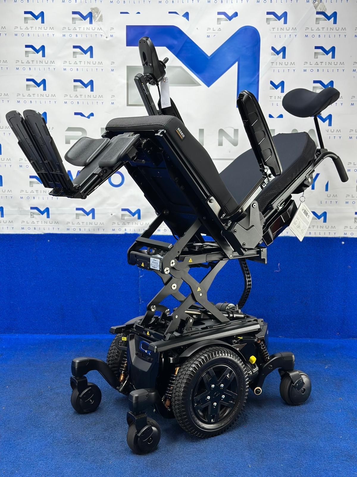 PRIDE QUANTUM EDGE 3 STRETTO 4 MPH ELECTRIC POWER WHEELCHAIR POWERCHAIR 1597