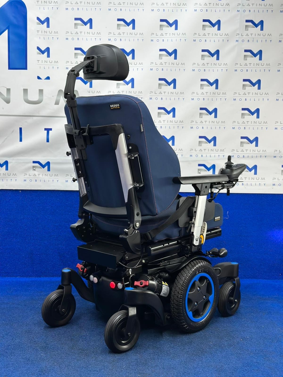 Quickie Q500 M Powerchair – 6mph Riser Electric Wheelchair by Sunrise (1556)