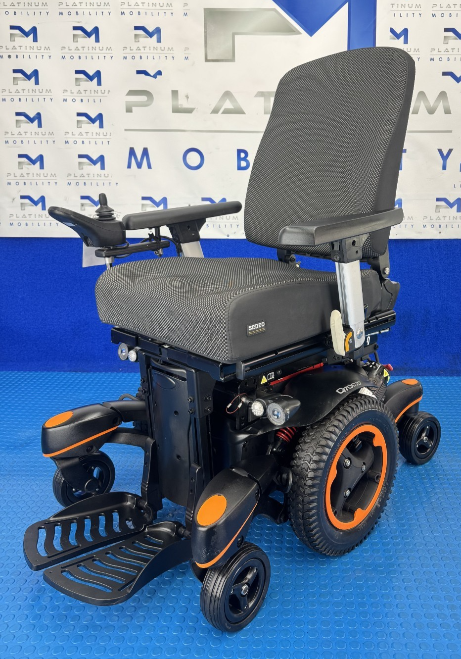 Sunrise Quickie Q700 M Powerchair – 6mph Riser Tilt Electric Wheelchair 2298