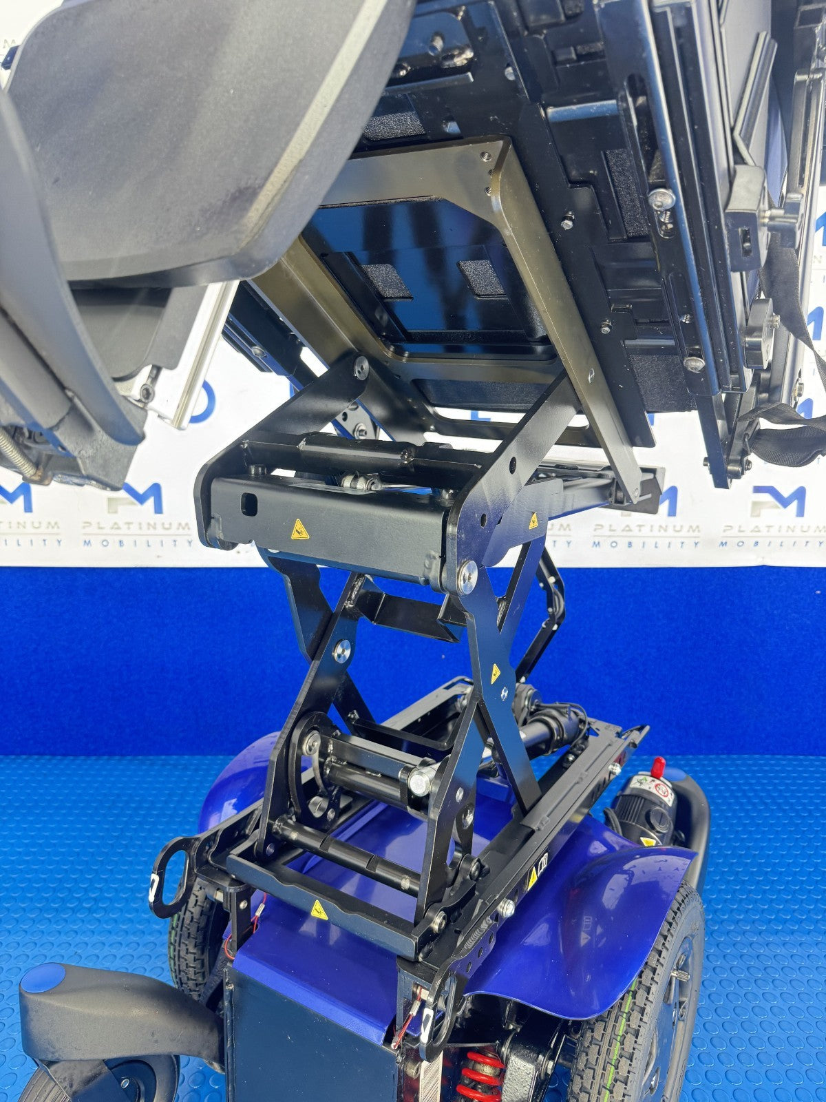 Sunrise Quickie Q300M Powerchair 4 mph Riser, Tilt Electric Wheelchair 2694