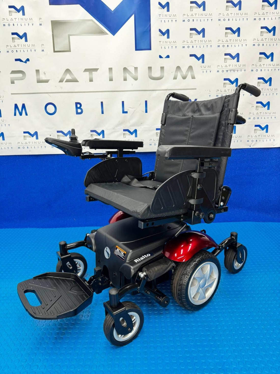 Rascal Rialto Small Electric Wheelchair 4MPH Powerchair Tight Turning 1626