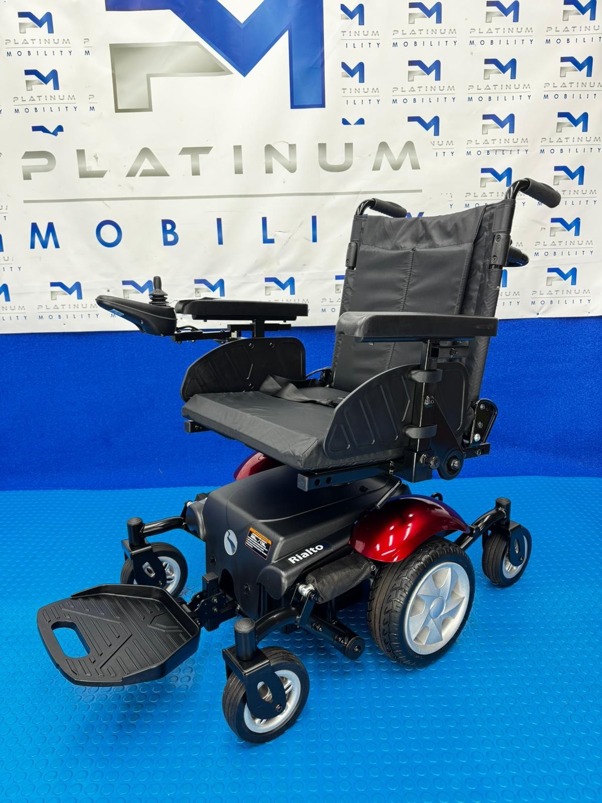 Rascal Rialto Small Electric Wheelchair 4MPH Powerchair Tight Turning 1626