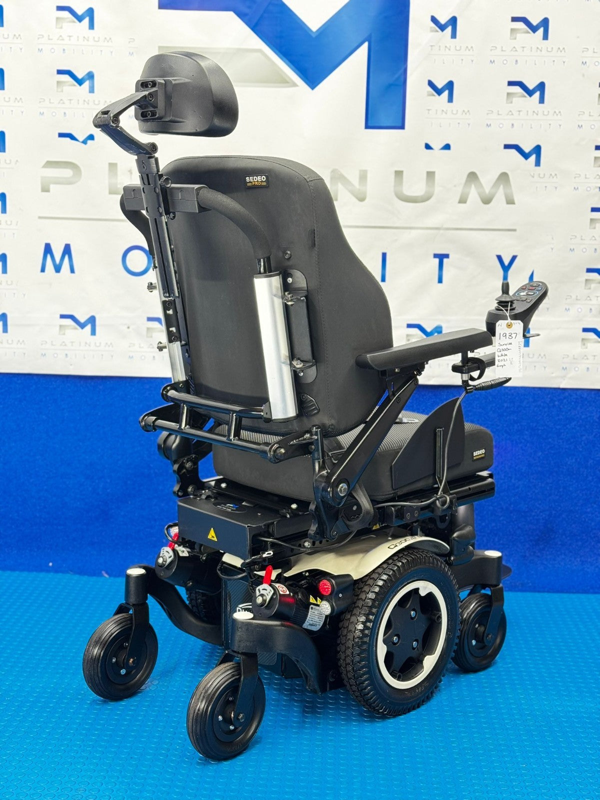 Sunrise Quickie Q300 M Mini Powerchair 6 mph Riser Electric Wheelchair 1874