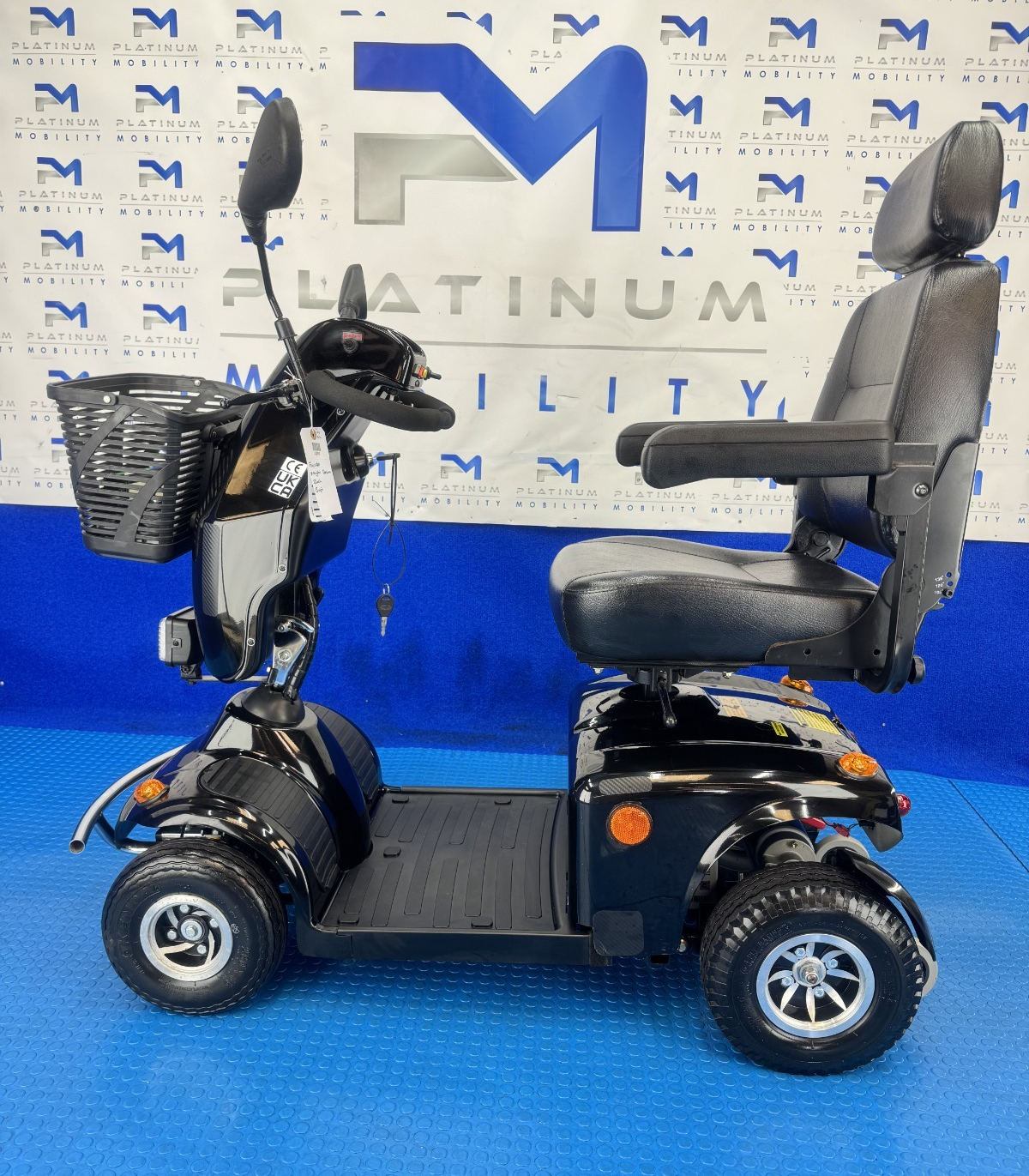 Freerider Mayfair 8 Deluxe Mobility Compact Road Scooter 8Mph New Batteries 2290
