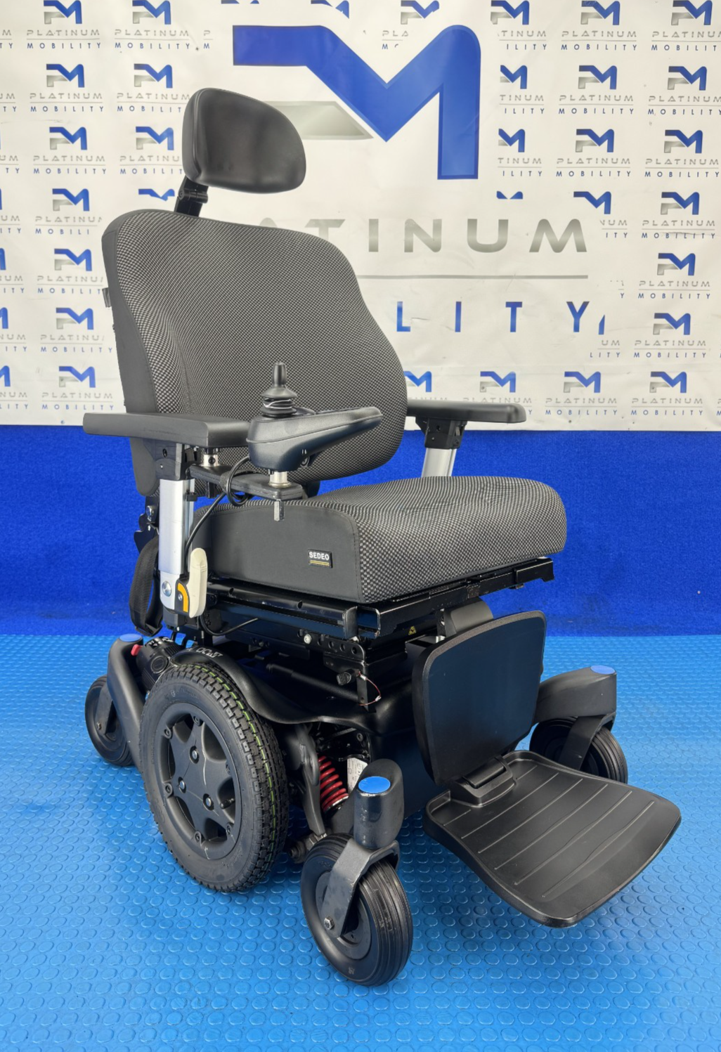 SUNRISE QUICKIE Q500M 6MPH ELECTRIC WHEELCHAIR RISER POWERCHAIR 2300