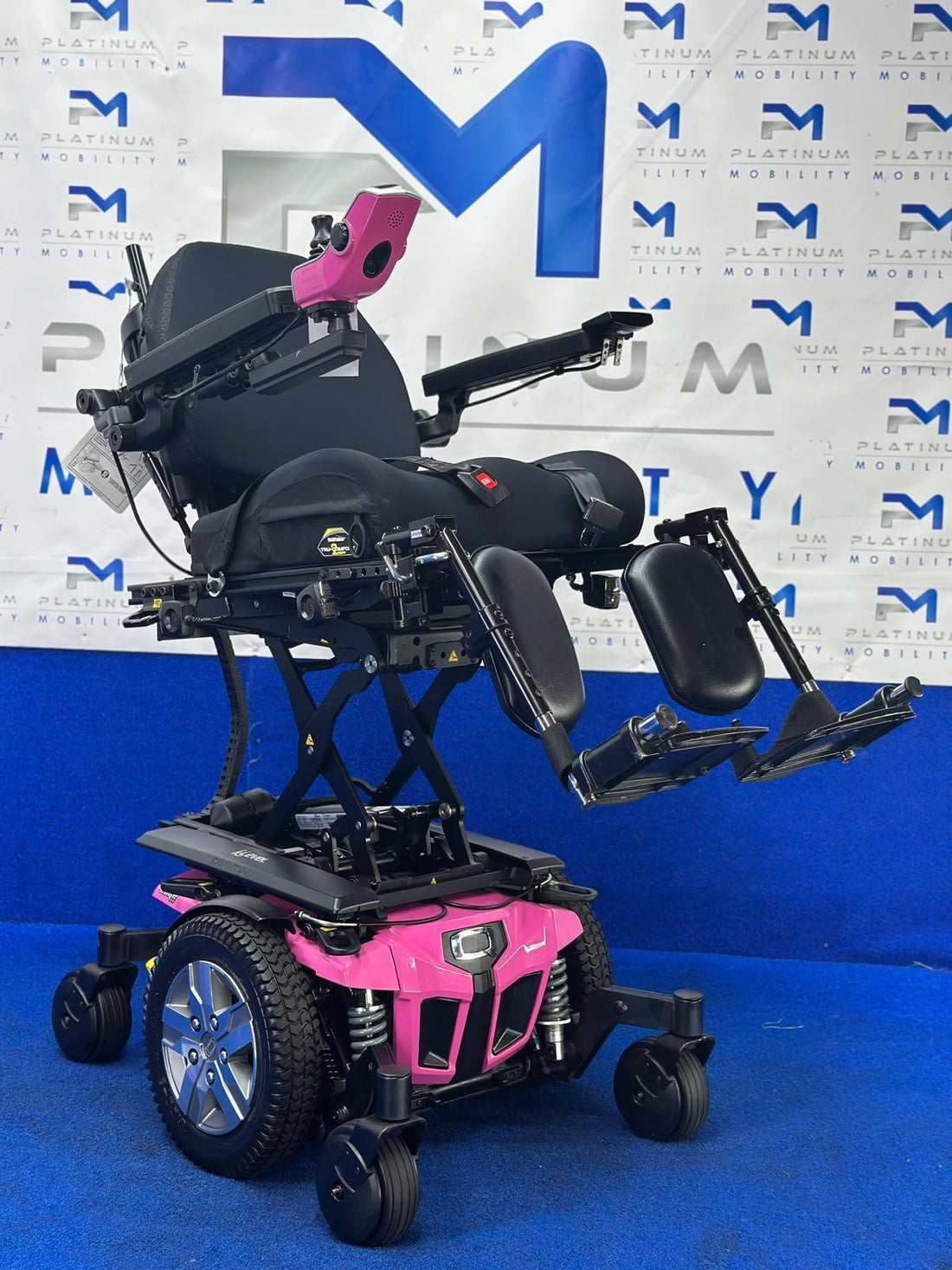 PRIDE QUANTUM Q6 EDGE 2.0 i-LEVEL 6 MPH ELECTRIC MOBILITY POWERCHAIR 1650