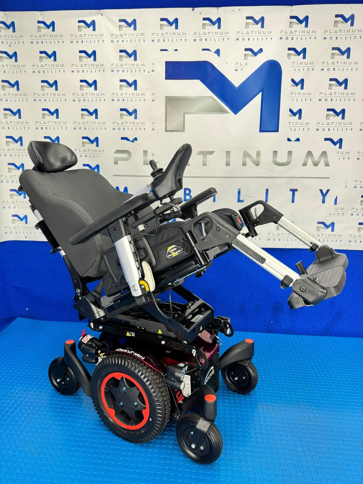 Sunrise Quickie Q300M Mini Powerchair 6mph Riser Electric Wheelchair *2010