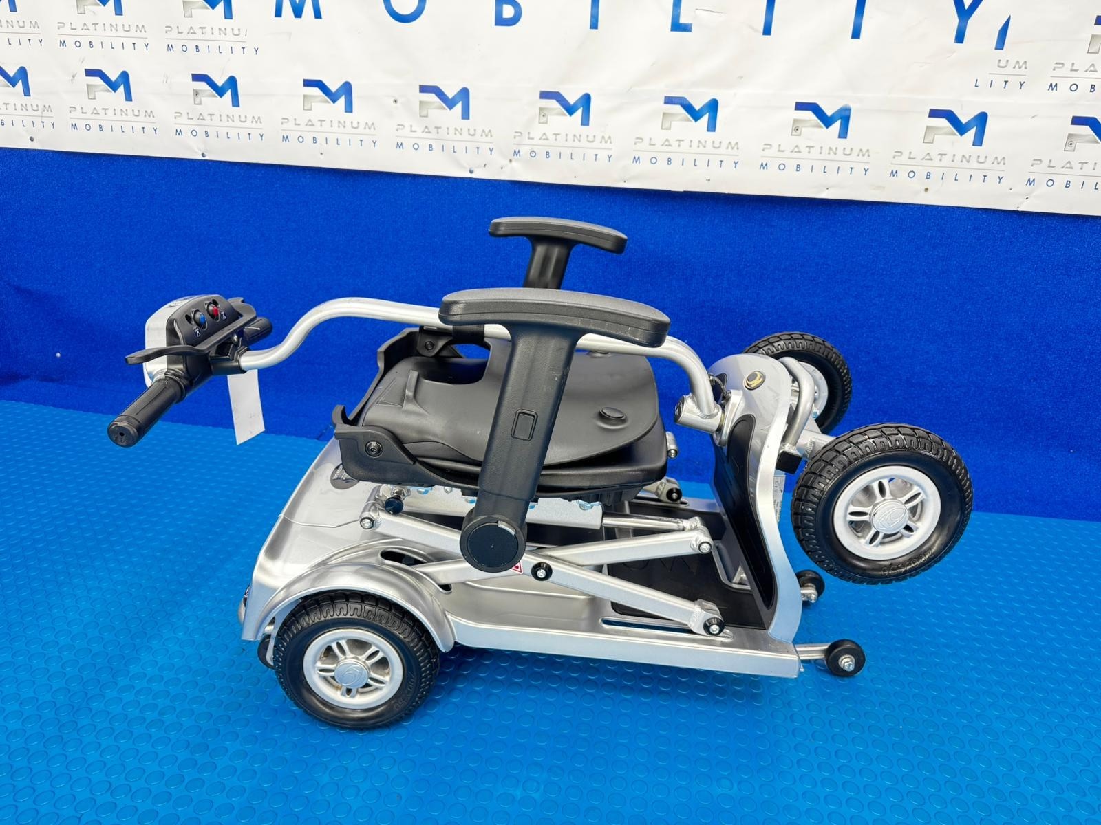 Kymco K-Lite FE Remote Mobility Scooter Auto Folding Lightweight 4MPH 1747