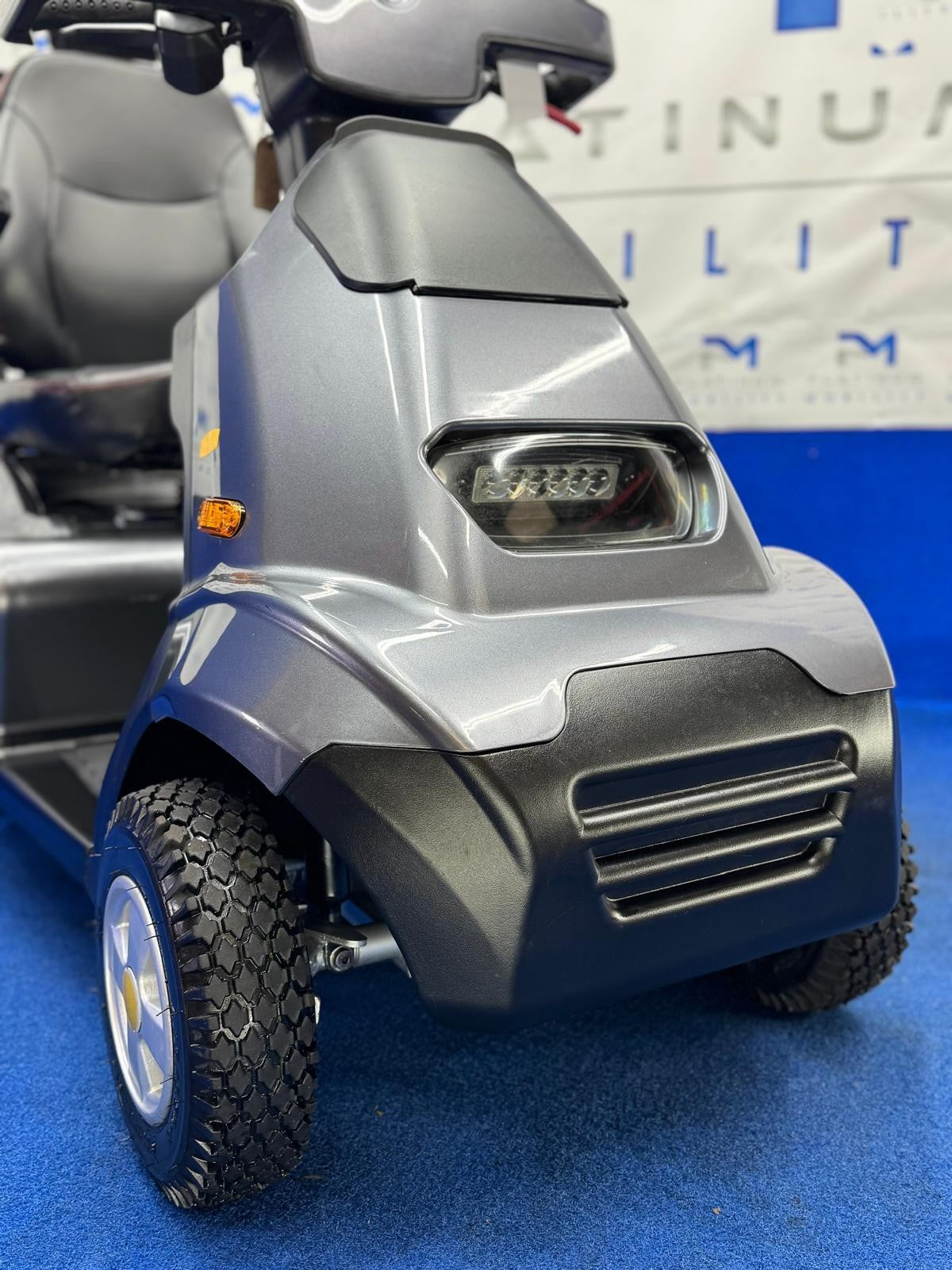 2022 TGA Breeze S4 8MPH All Terrain Mobility Scooter Immaculate Condition 1800