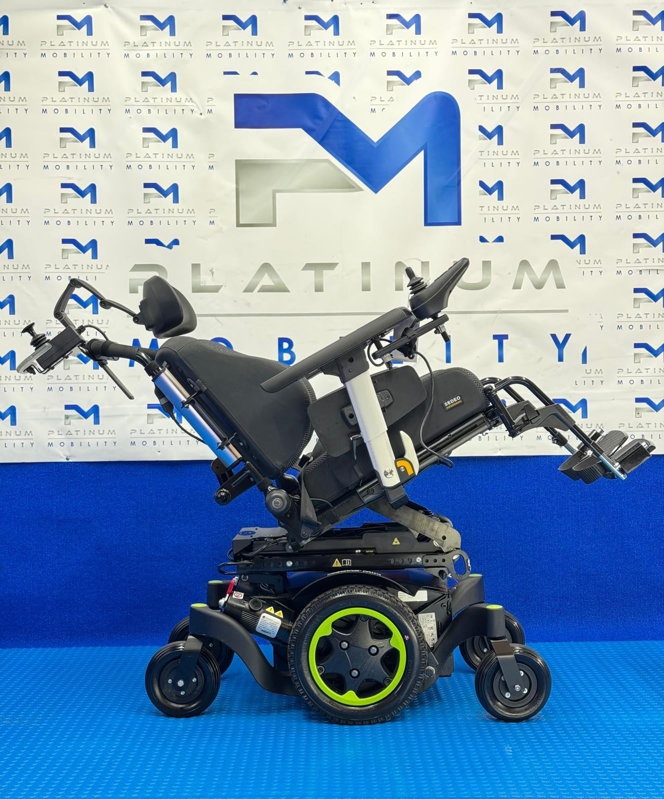 Sunrise Quickie Q300 Mini Powerchair 4mph Riser Electric Wheelchair Carer 1828