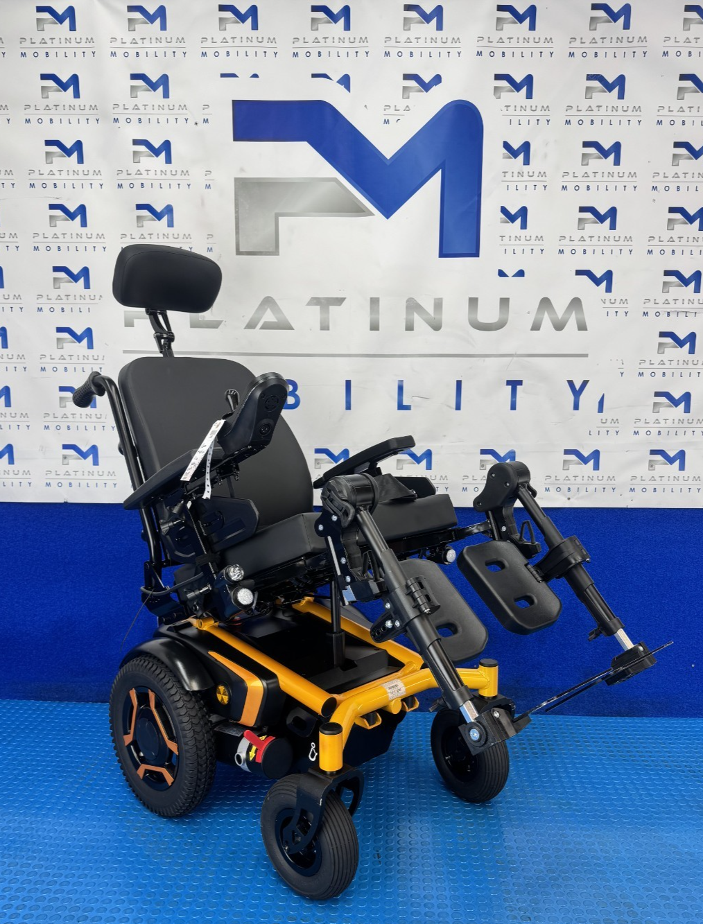 Roma Medical P400 Powerchair Electric Tilt & Recline New Batteries 4Mph 2499
