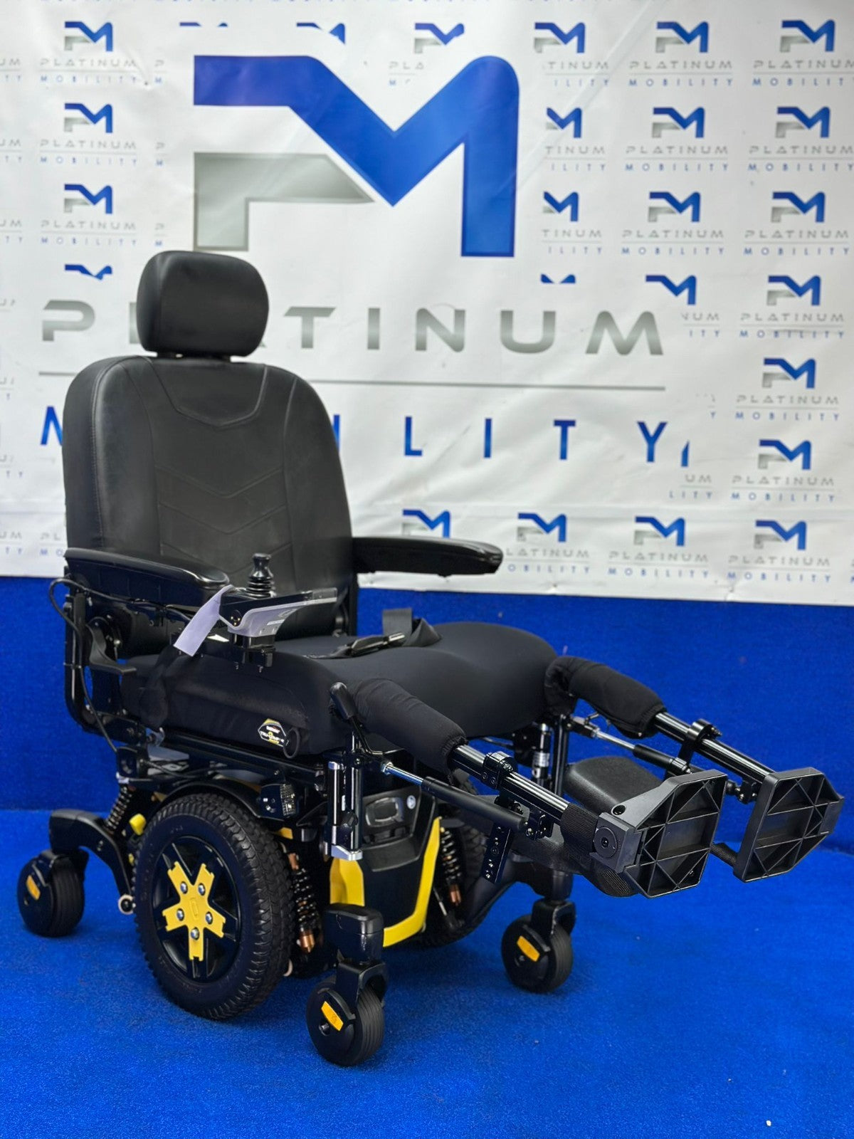 2025 Quantum Edge 3 Stretto Powerchair – 6mph Electric Wheelchair Narrow 1629