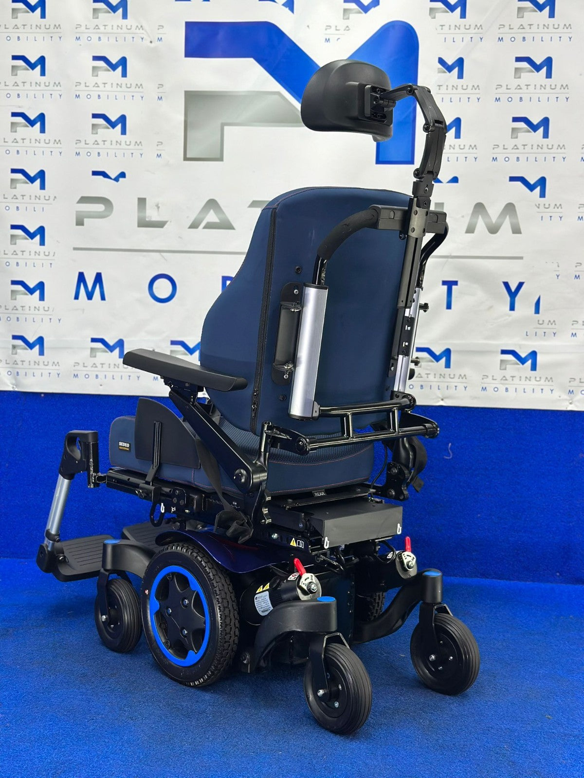 Quickie Q300M Mini Powerchair 4 mph Riser Electric Wheelchair by Sunrise (1711)