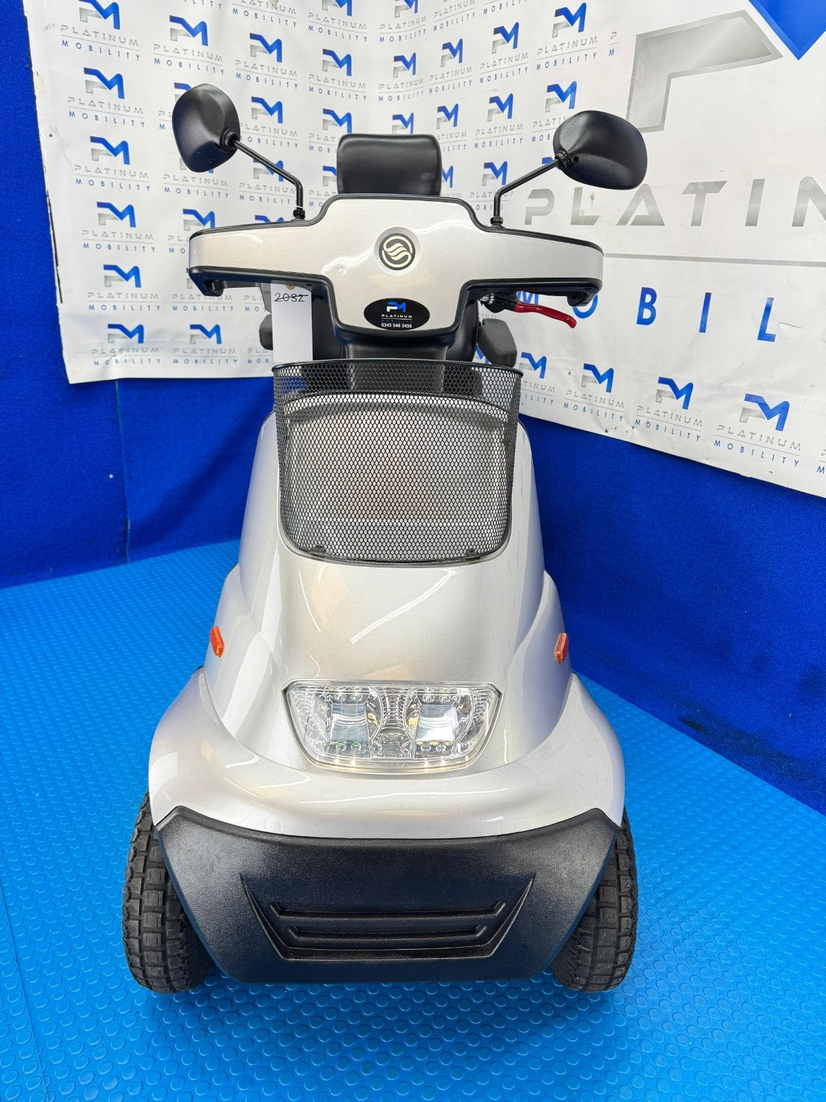 TGA Breeze S4 8MPH All Terrain Mobility Scooter Stunning Condition 2108